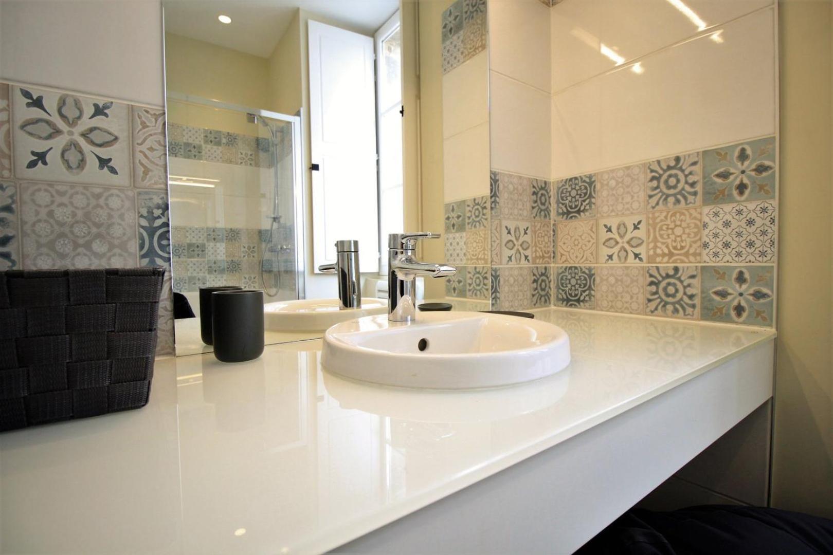 Апартаменты Guestready - Charming Apt In Place De La Comedie Бордо Экстерьер фото